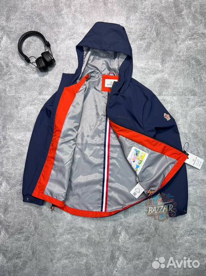 Ветровка Monlcer непромокаемая