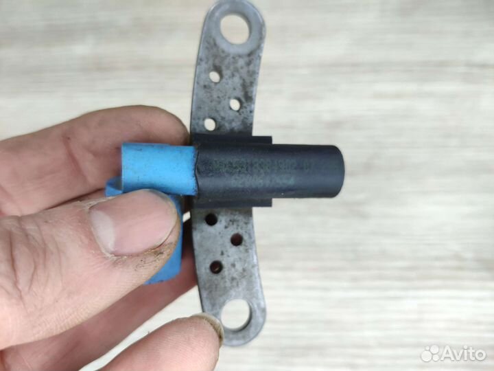 Датчик положения коленвала Renault Megane II