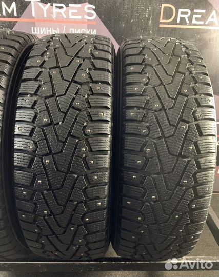 Pirelli Ice Zero 215/70 R16