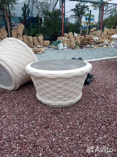 Кашпо вазон