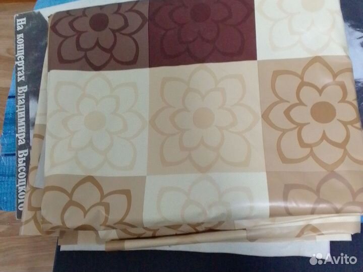 Клеенка на стол б/у
