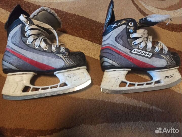 Хоккейные коньки детские