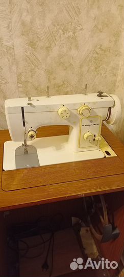 Швейная машинка чайка бу