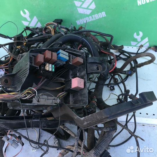 Проводка (коса) Рено Логан