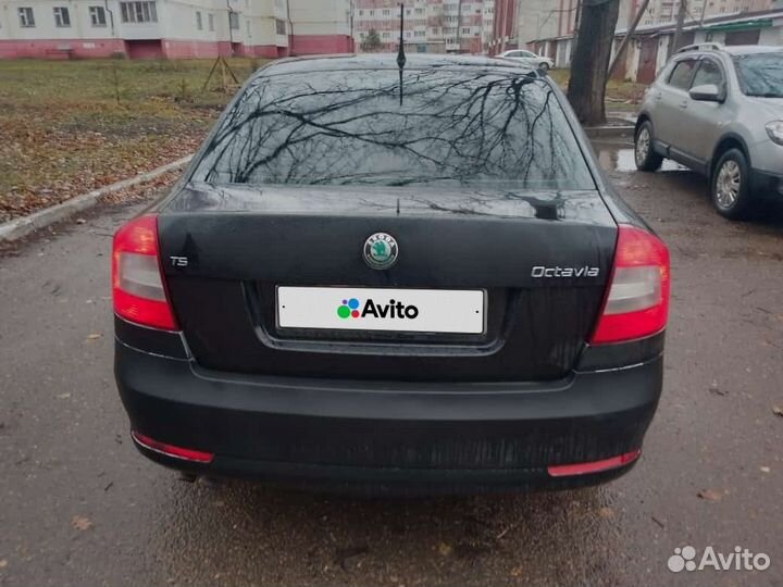 Skoda Octavia 1.6 AT, 2011, 180 000 км