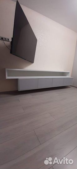 Тумба тв подвесная