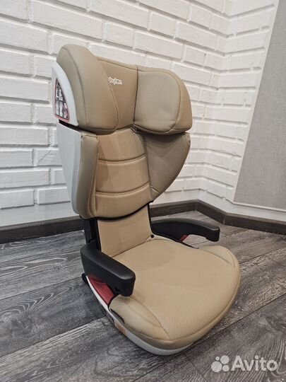 Детское автокресло Babyton Comfort I Fix 15-36 кг