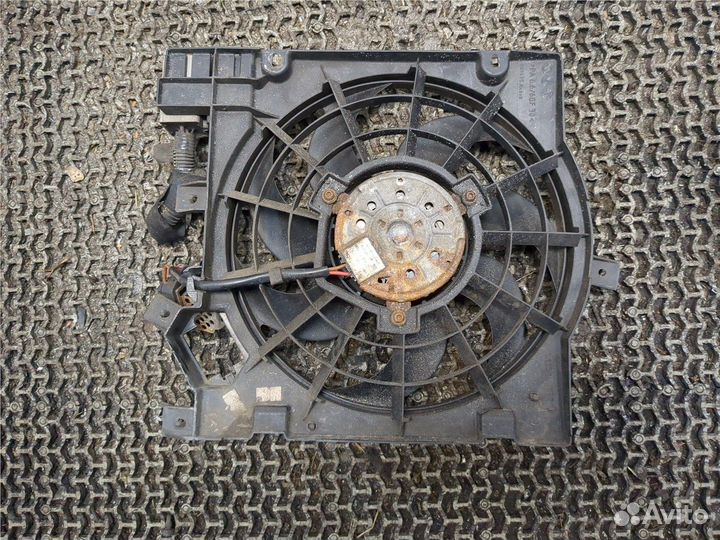 Вентилятор радиатора Opel Zafira B, 2011