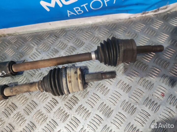 Левый привод в сборе Mitsubishi Colt 6