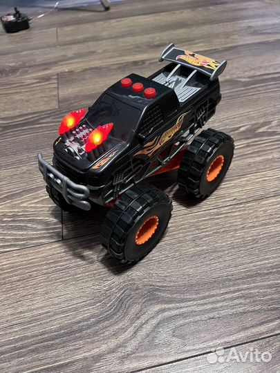 Джип - игрушка