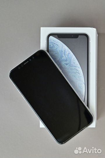 iPhone Xr, 128 ГБ