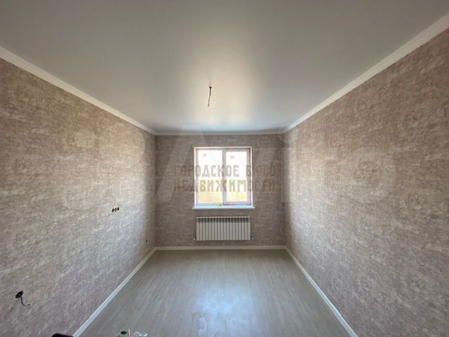 2-к. квартира, 60 м², 1/4 эт.