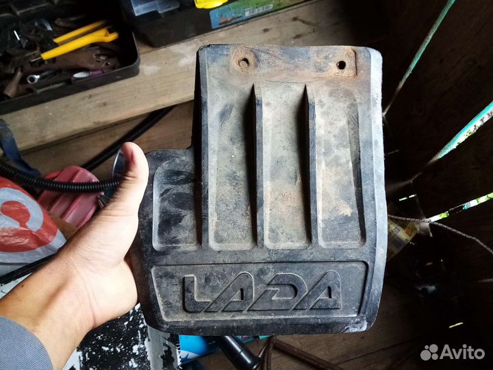 Брызговик ваз LADA