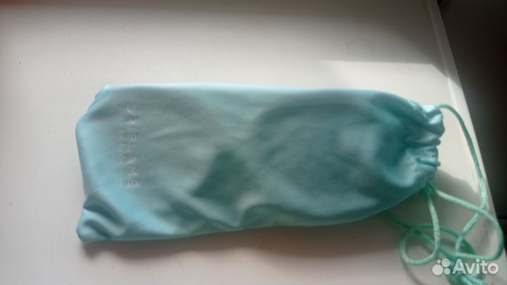 Солнцезащитные очки женские брендовые