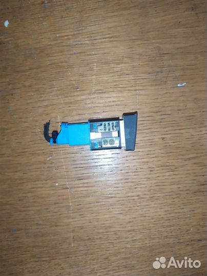 Кнопка VW Passat CC