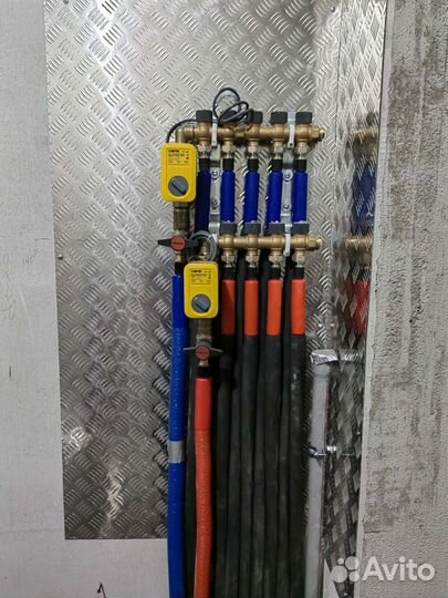 Монтаж Rehau, замена труб, сантехники в квартире