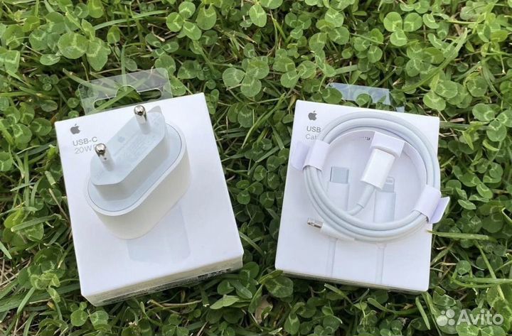 Зарядное устройство на iPhone 20w