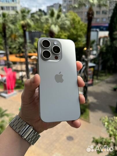 iPhone 15 Pro, 256 ГБ