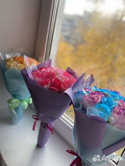 Букеты из мыльных роз с напылением