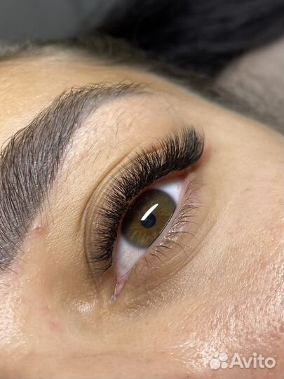 Наращивание ресниц быстро (опытный мастер)