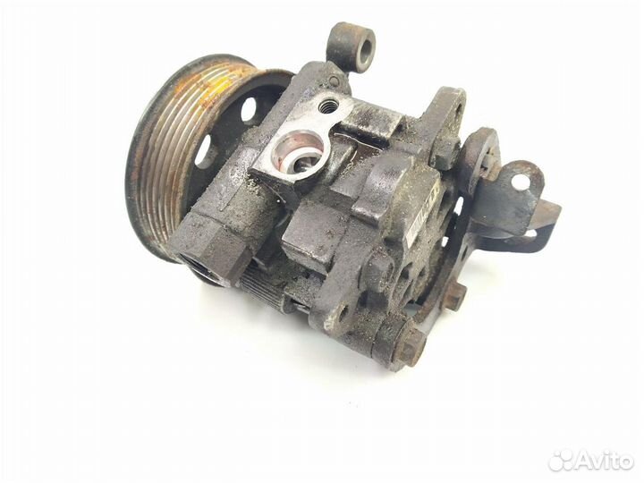 Насос гидроусилителя руля Jeep Grand Cherokee WK