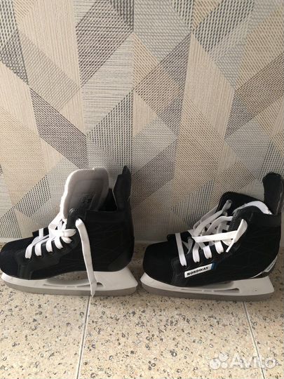 Коньки хоккейные детские