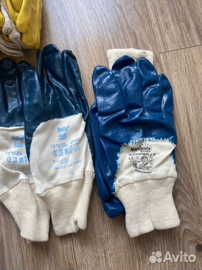 Перчатки нитриловые