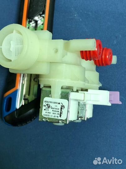 Заливной клапан для ст.машины Indesit iwsb 5105