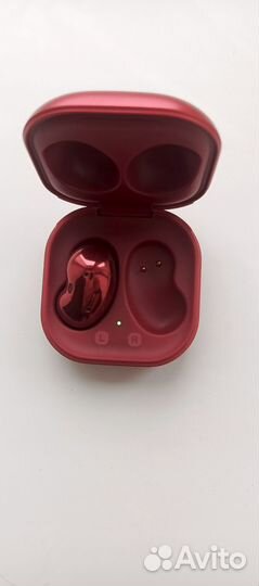 Наушники Samsung galaxy buds live