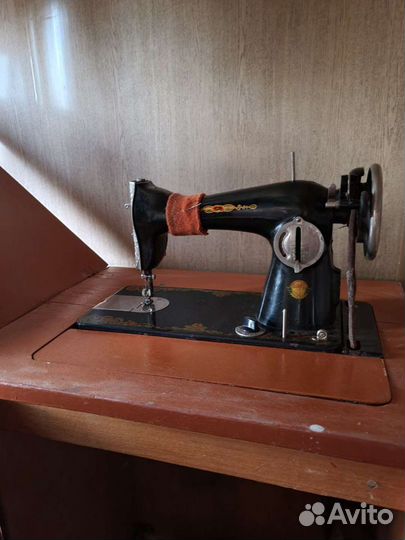 Швейная машина пмз Калинина ножная