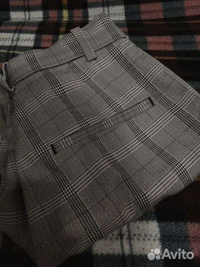 Строгие штаны в клетку