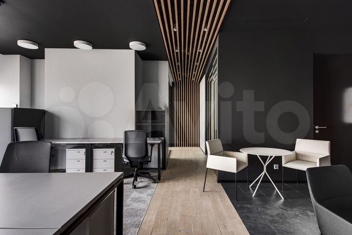 Fabulous sky office, 91 м²