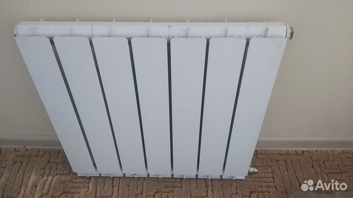 Радиатор отоплени, батарея