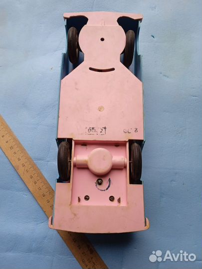 Игрушка машина Волга СССР