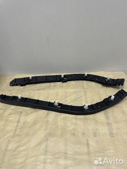 Кронштейн бампера задний правый