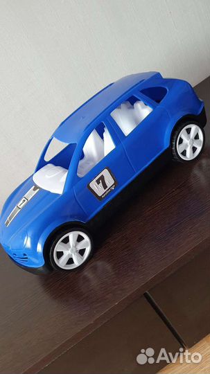 Игрушка машина