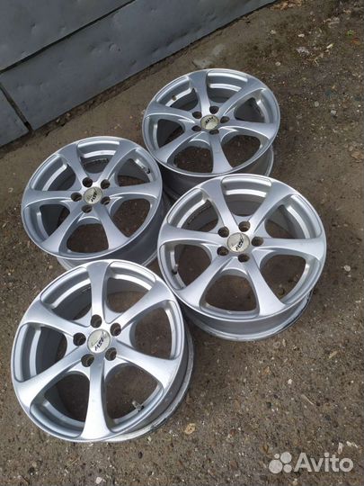 Литые диски