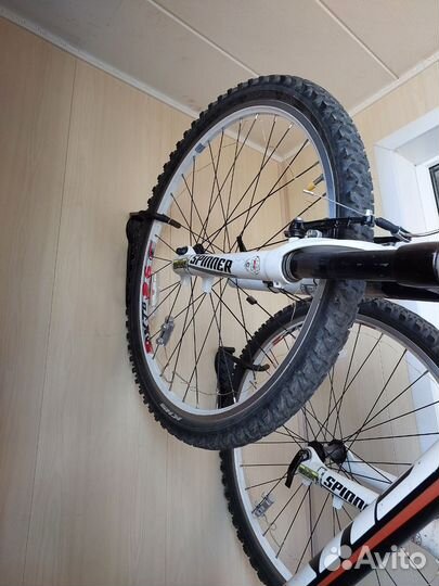 Настенный крюк-держатель для велосипеда Cyclotech