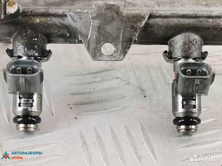 Форсунка Volkswagen Golf 3 2000 036906031G