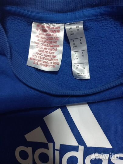 Продам спортивный костюм