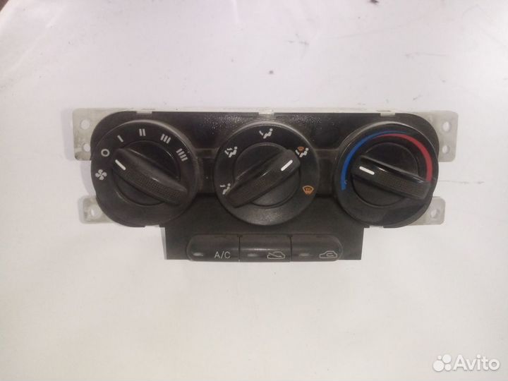 Блок управления отопителя для автомобиля Кия Спект