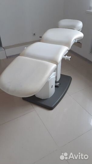 Кушетка косметологическая