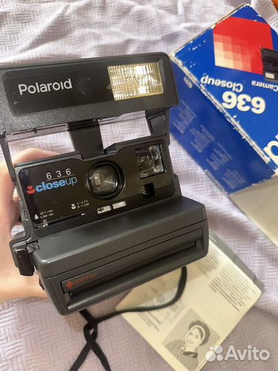 Фотоаппарат с мгновенной печатью polaroid