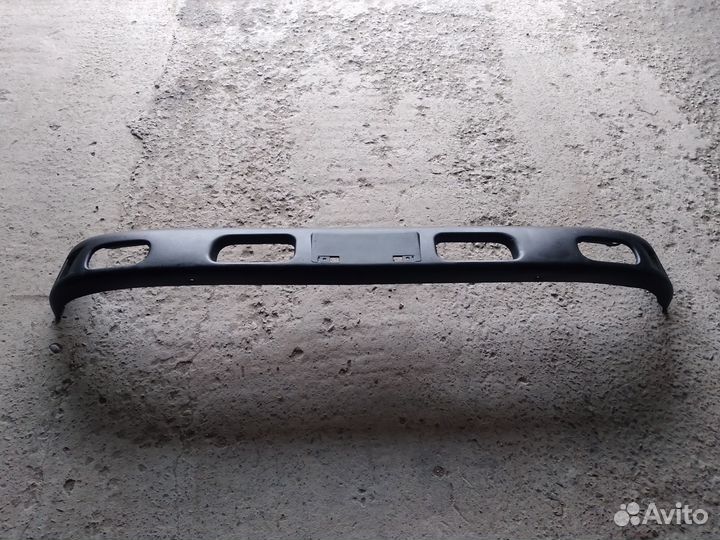 Бампер Мицубиси Кантер