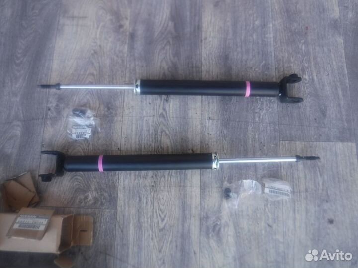 Амортизатор задний (цена за шт.) Nissan Teana 2012