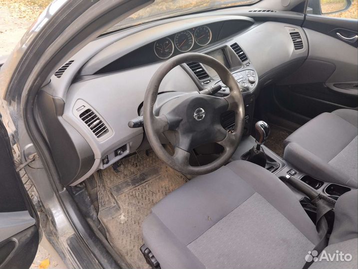 Nissan Primera 1.6 МТ, 2002, битый, 215 488 км