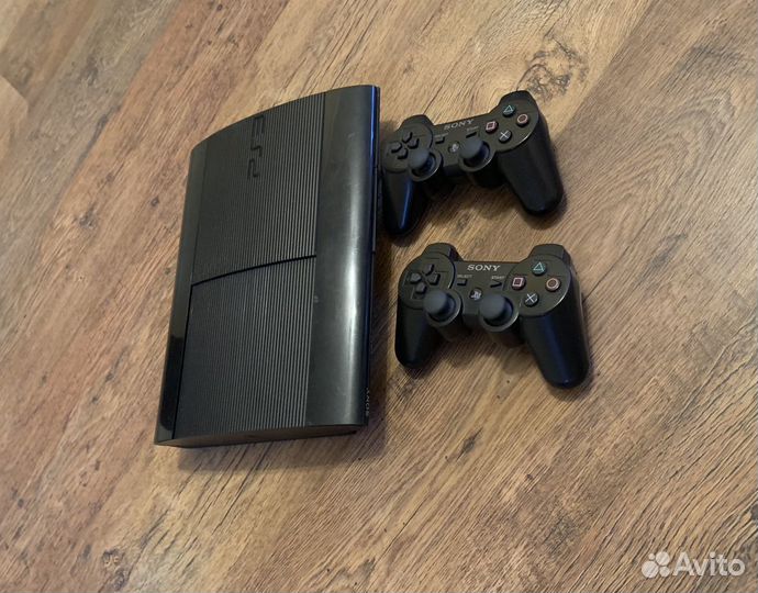 Sony PlayStation 3 500GB + 2 Геймпада + 126 Игр
