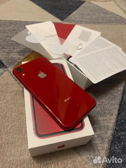 Телефон iPhone XR