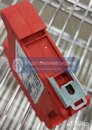 Реле безопасности Allen-Bradley 440R-N23132