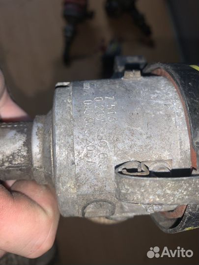 Трамблер audi 2.3 Audi 2.2 035905206A